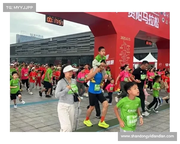 贵阳马拉松获世田联精英标牌 35万人共赴生态赛道激情奔跑 贵阳马拉松获世田联精英标牌 35万人共赴生态赛道激情奔跑